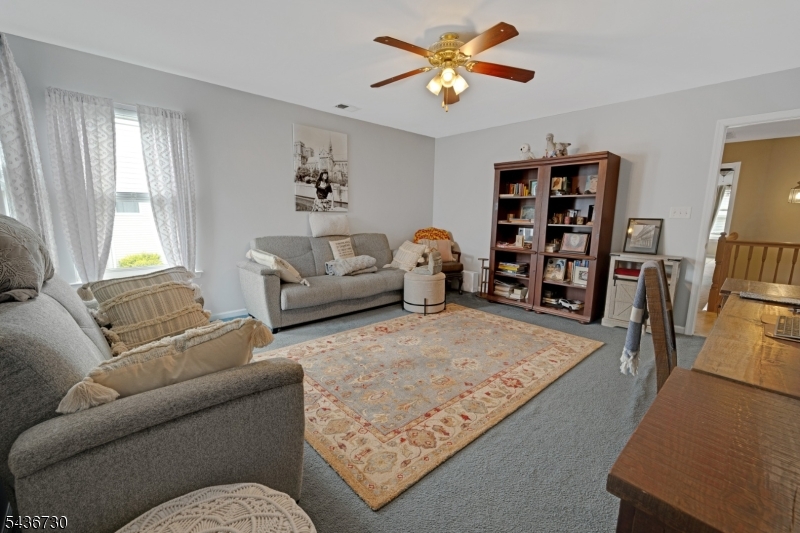 Washington Meadows - Residential