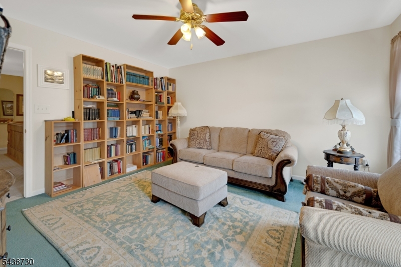 Washington Meadows - Residential