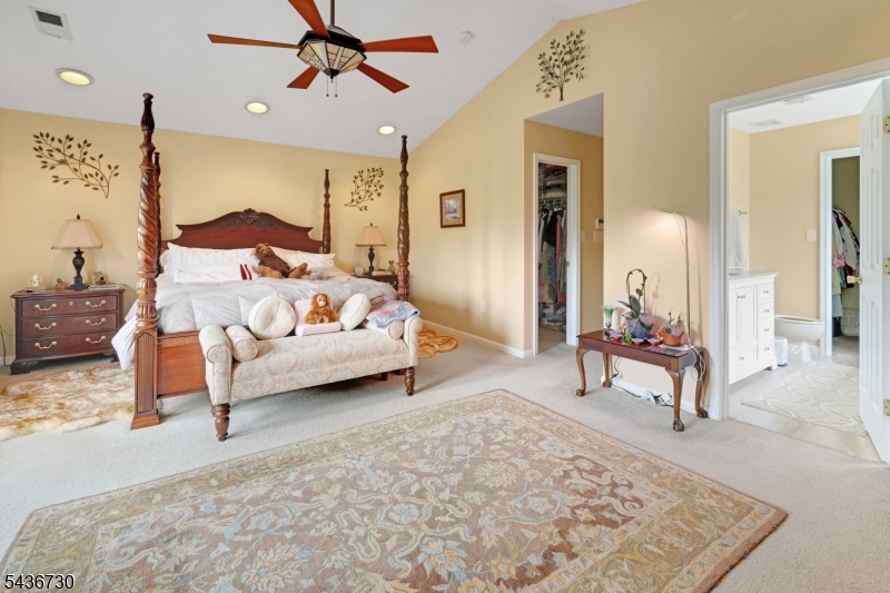 Washington Meadows - Residential