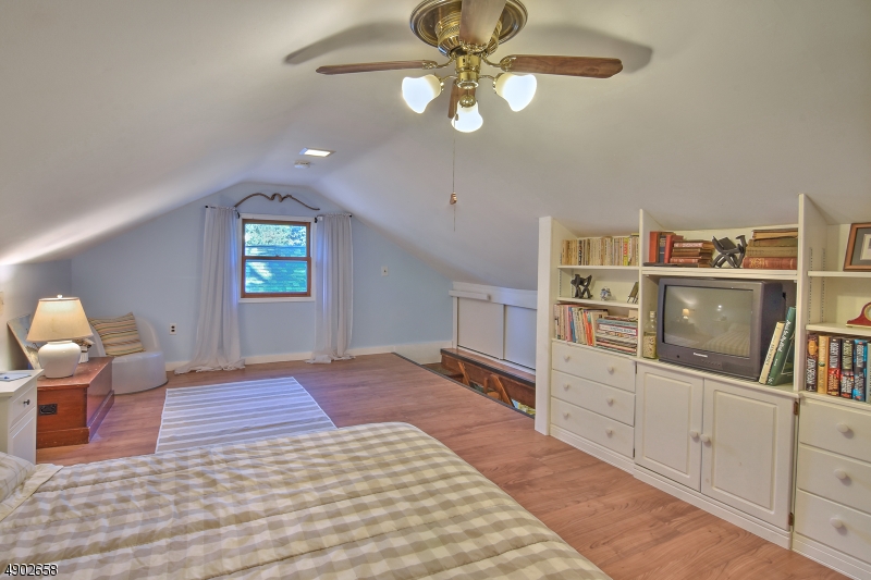 Oak Ridge - Residential