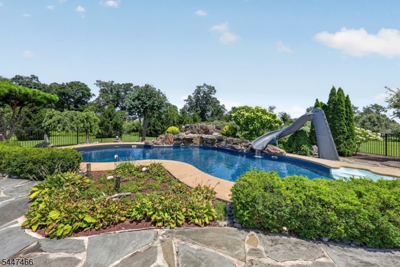 Country Classics - Residential