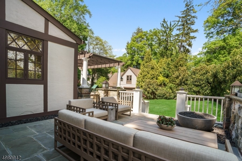 Old Short Hills - Residential
