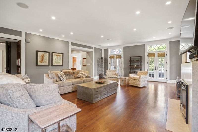 Old Short Hills - Residential