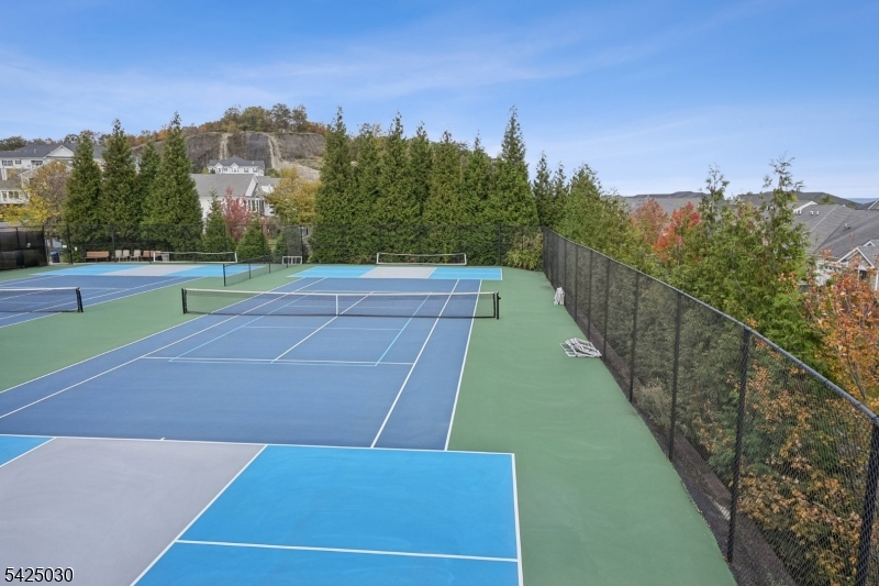 Four Seasons at Great Notch - Residential