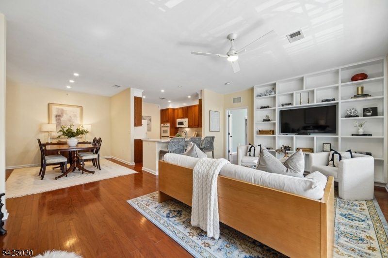 Four Seasons at Great Notch - Residential