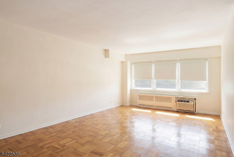 Dorchester House - Residential