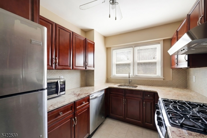 Dorchester House - Residential