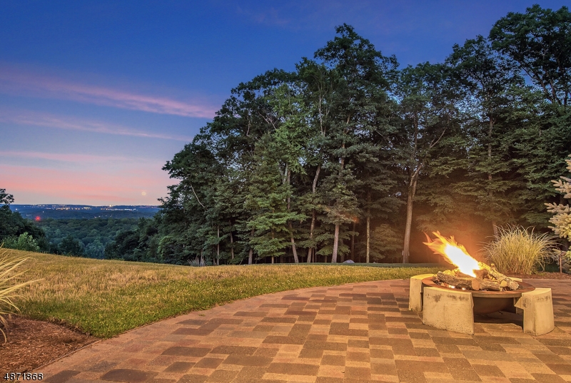 Valhalla Ridge Estates - Residential