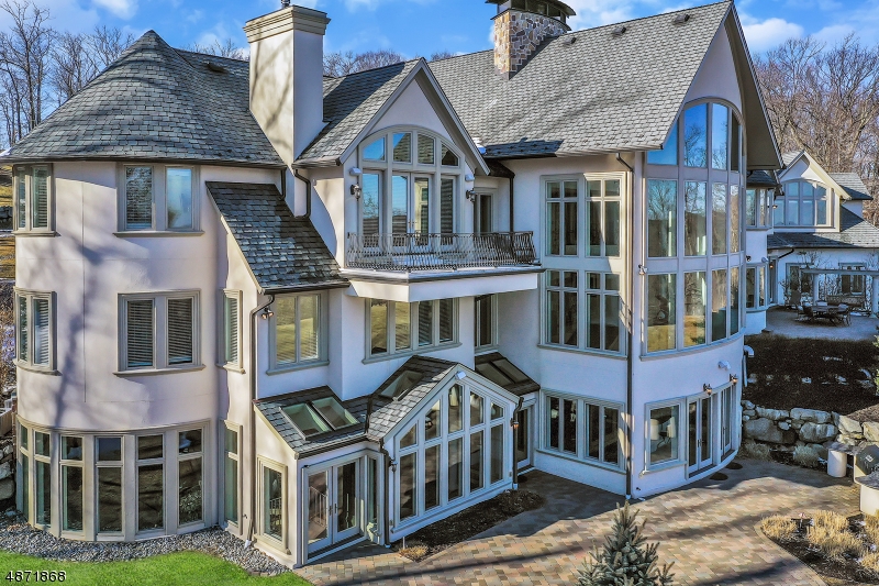 Valhalla Ridge Estates - Residential