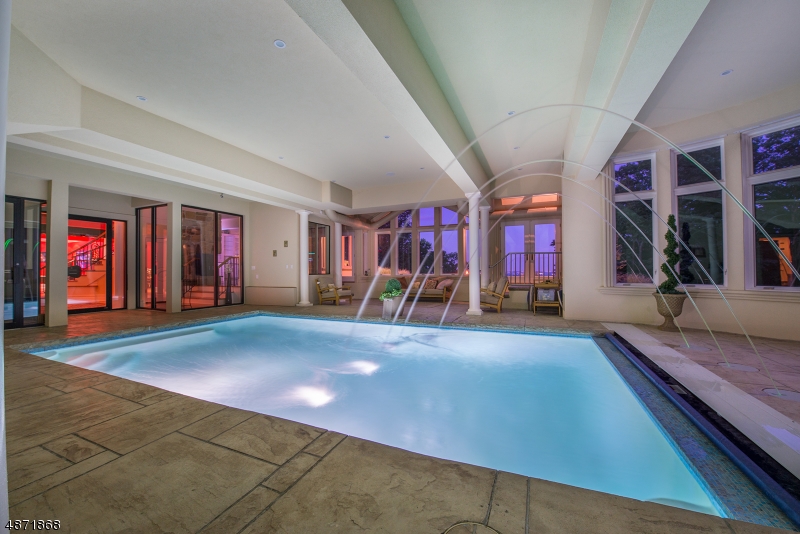Valhalla Ridge Estates - Residential