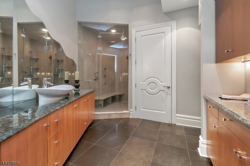 Valhalla Ridge Estates - Residential