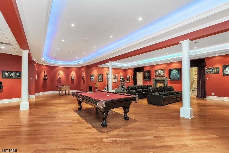 Valhalla Ridge Estates - Residential