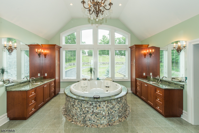 Valhalla Ridge Estates - Residential
