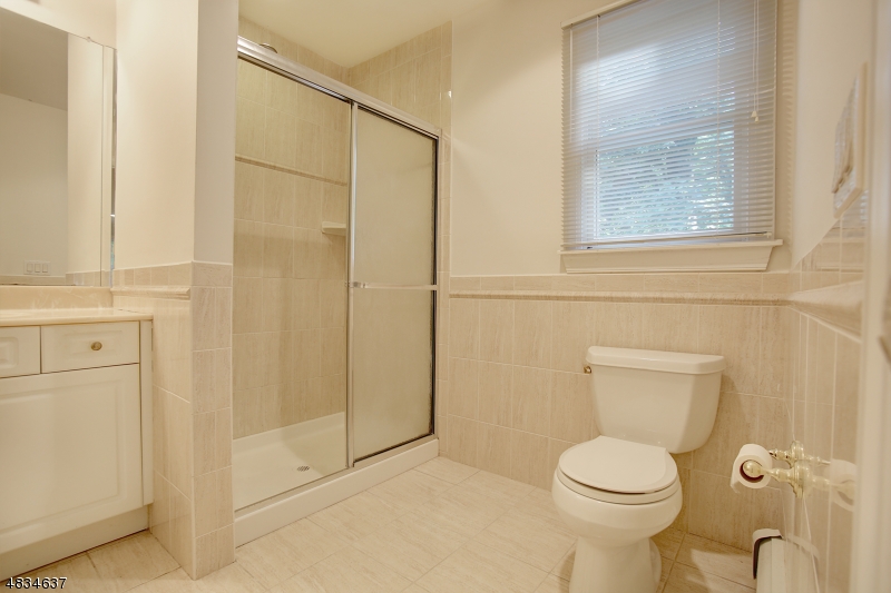 Glenmont - Residential Lease