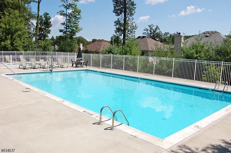 Glenmont - Residential Lease