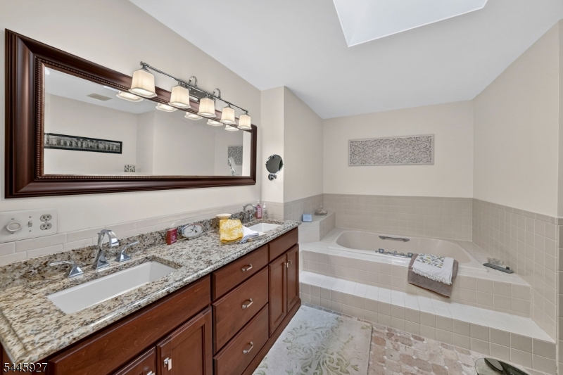 Hunters Glen - Residential
