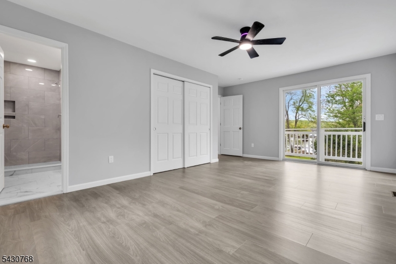 Lake Hopatcong lakefront - Residential