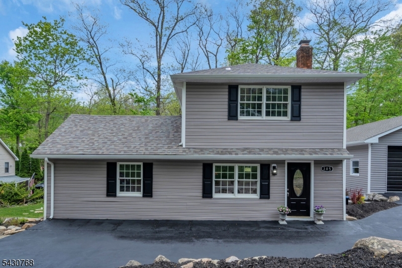 Lake Hopatcong lakefront - Residential