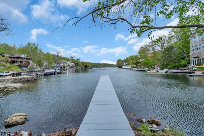 Lake Hopatcong lakefront - Residential
