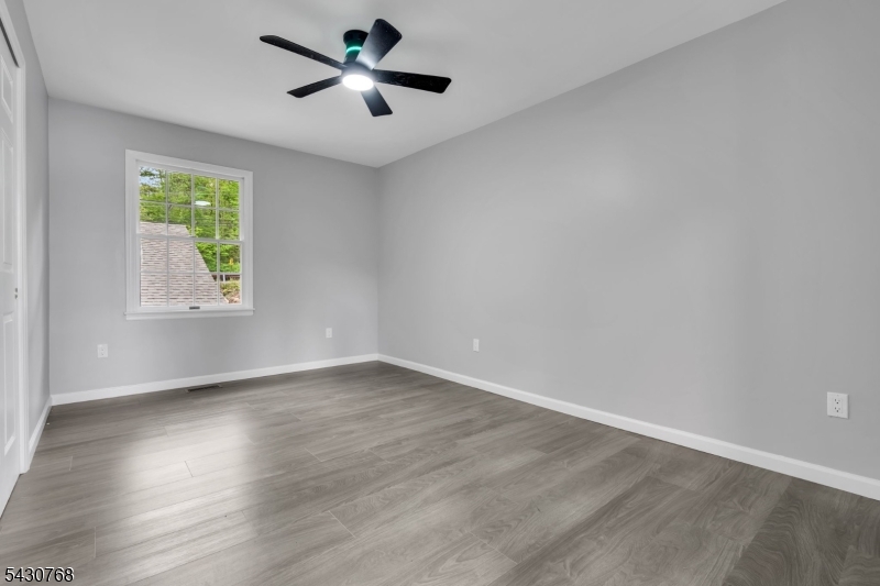 Lake Hopatcong lakefront - Residential