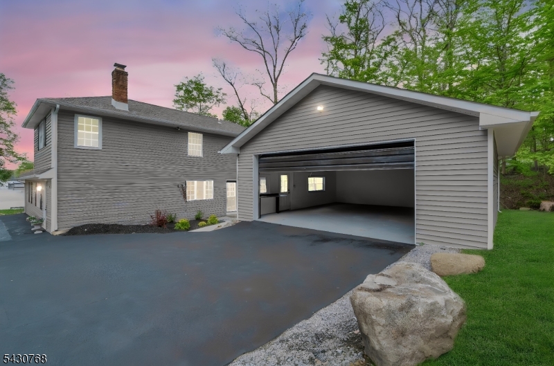 Lake Hopatcong lakefront - Residential