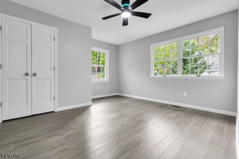 Lake Hopatcong lakefront - Residential