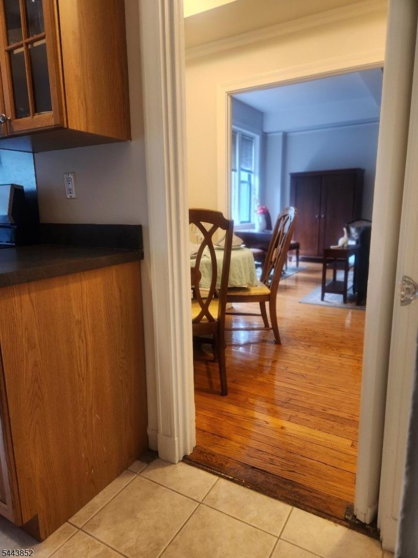 Mount Prospect Manor - Residential