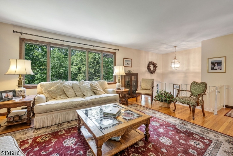 Hi-Lo Acres - Residential