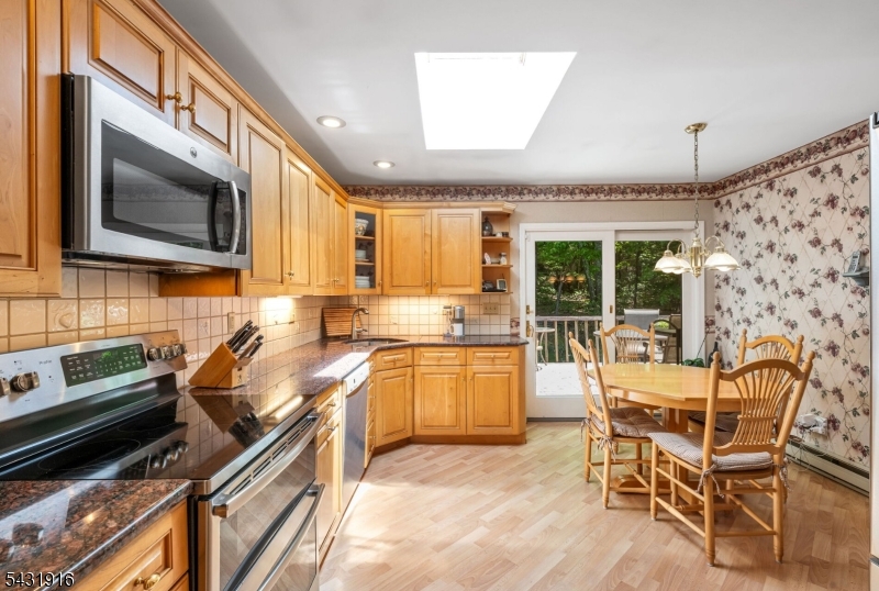 Hi-Lo Acres - Residential