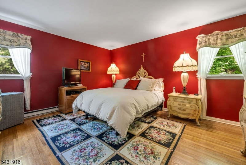 Hi-Lo Acres - Residential