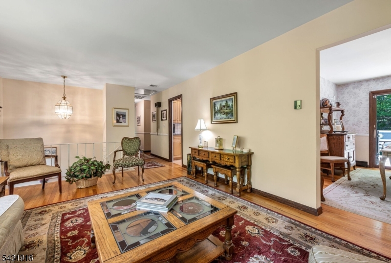 Hi-Lo Acres - Residential
