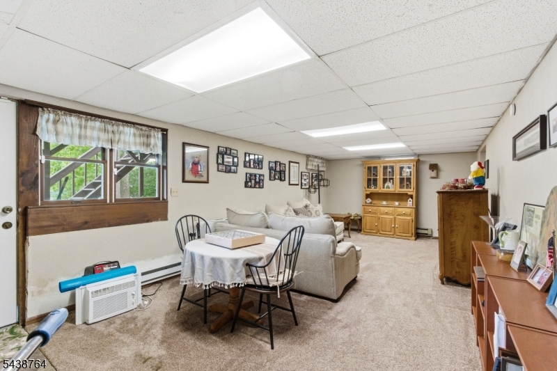 Lake Shawnee-Lake Front - Residential
