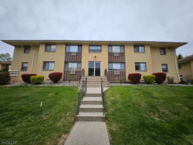Regency Village - Residential