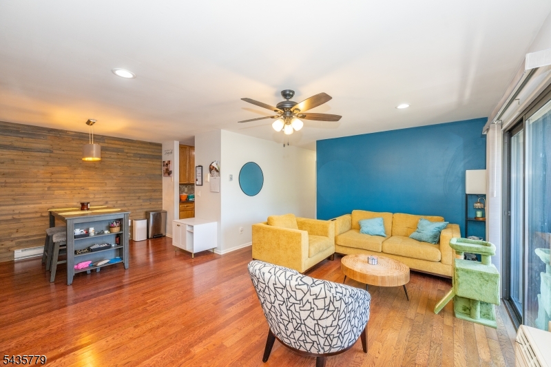 RIVERMILL WEST - Residential