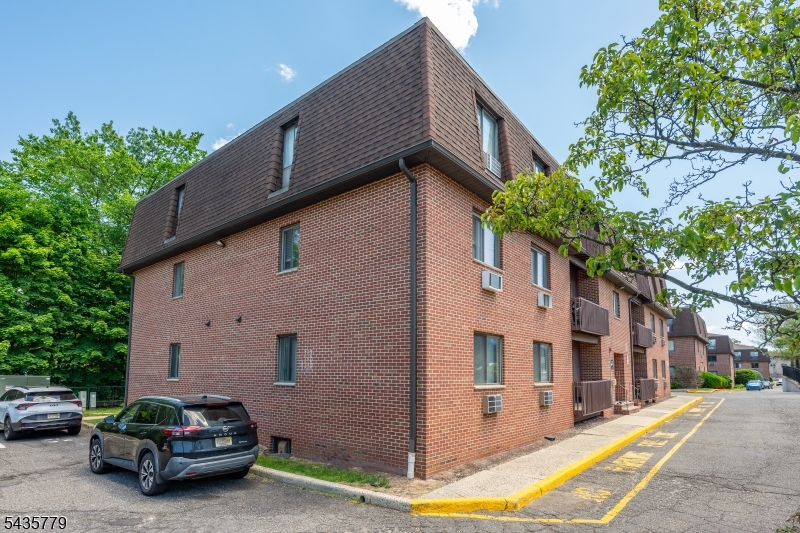 RIVERMILL WEST - Residential