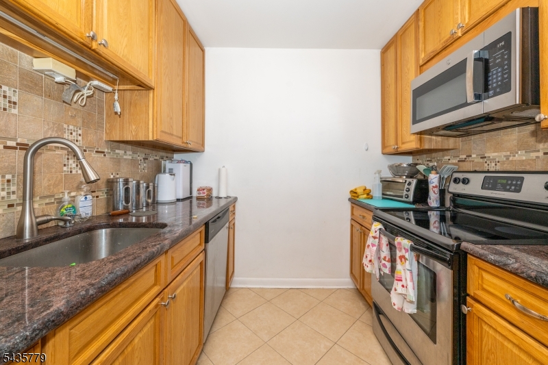 RIVERMILL WEST - Residential