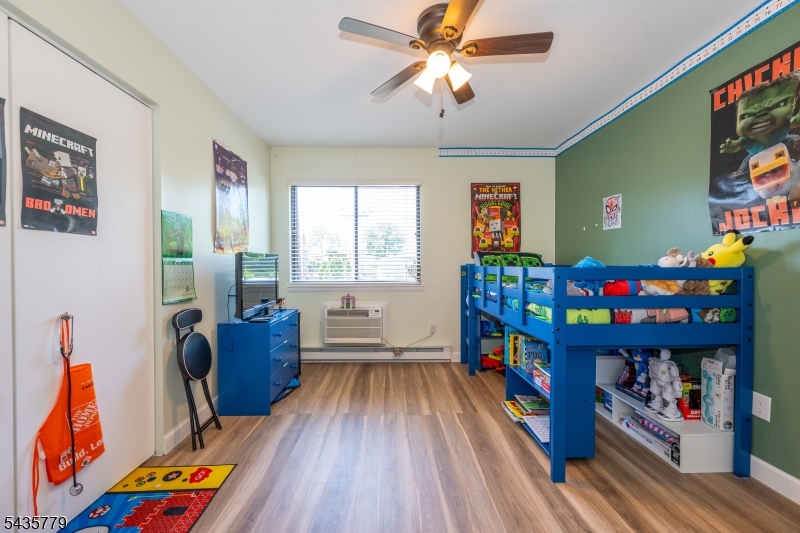 RIVERMILL WEST - Residential