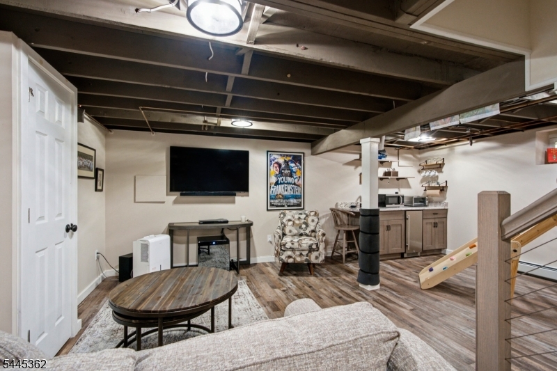 Brookside at Roxbury - Residential