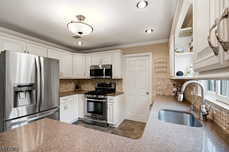 Brookside at Roxbury - Residential
