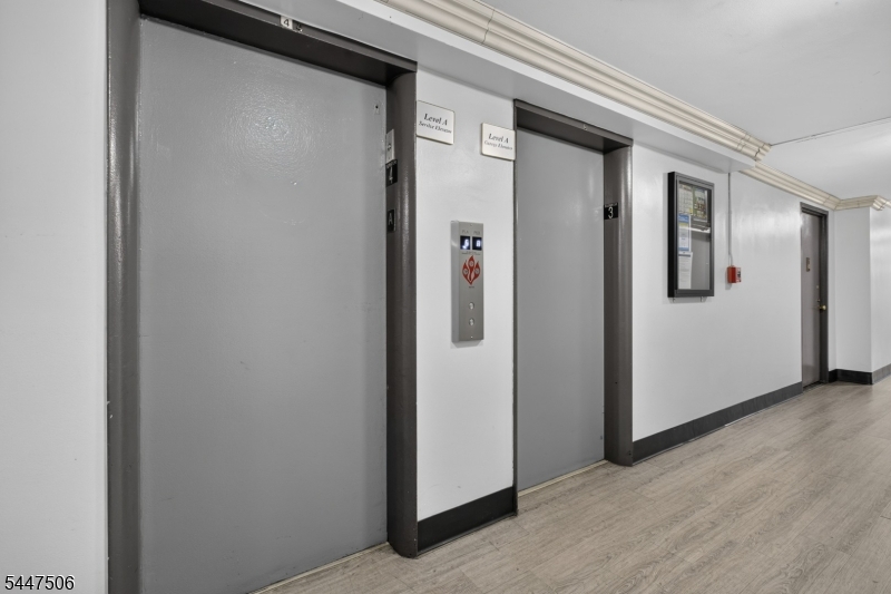 Versailles Apartments - Residential