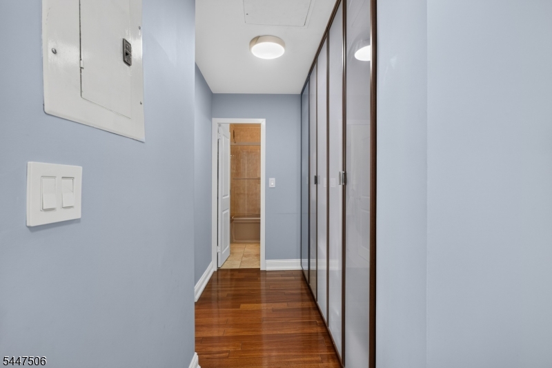Versailles Apartments - Residential