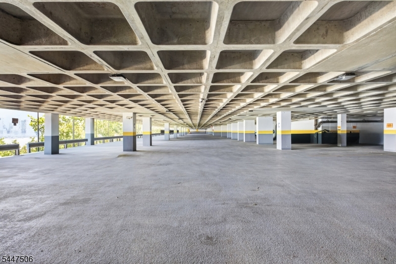 Versailles Apartments - Residential
