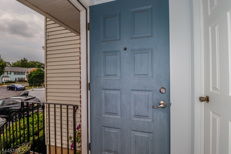 QUAILBROOK COLONIAL TOWNHOM - Residential