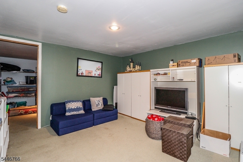 QUAILBROOK COLONIAL TOWNHOM - Residential