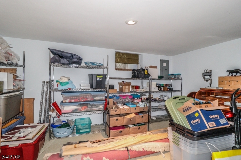 QUAILBROOK COLONIAL TOWNHOM - Residential