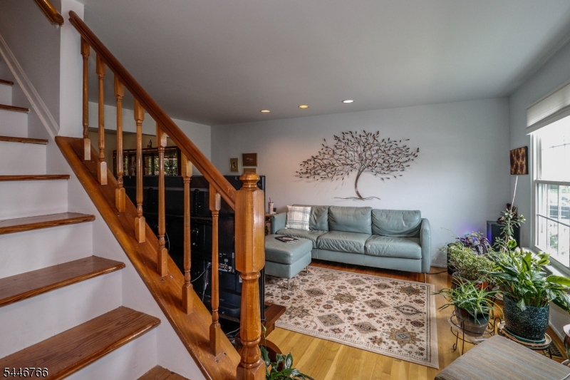 QUAILBROOK COLONIAL TOWNHOM - Residential