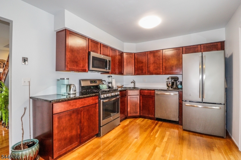 QUAILBROOK COLONIAL TOWNHOM - Residential