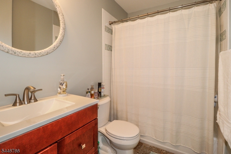 QUAILBROOK COLONIAL TOWNHOM - Residential