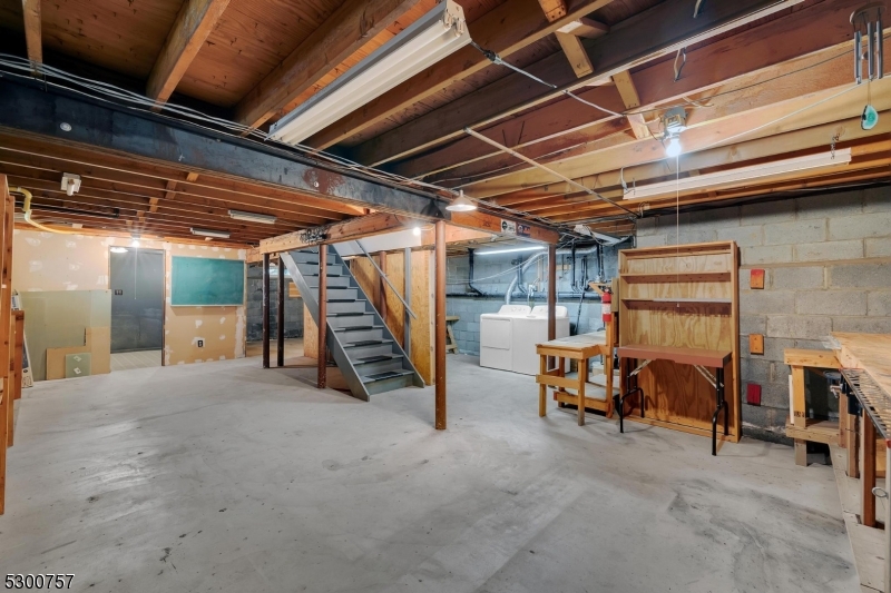 Alcrest/Camelot - Residential