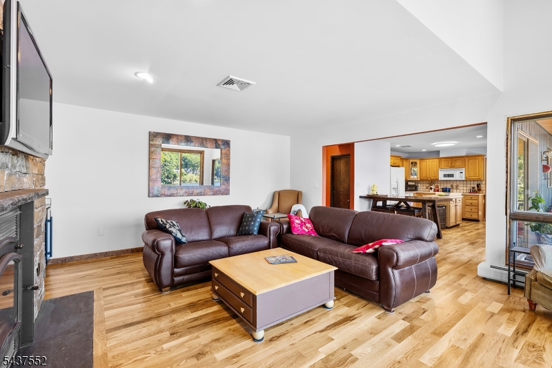 High Crest - Residential